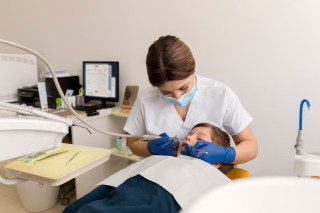 Higienista dental sueldo