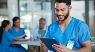  Grado Medio en Auxiliar de enfermería Sevilla 